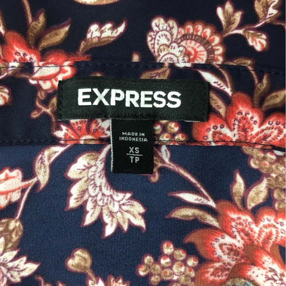 Express 🅝🅦🅞🅣 Floral Design-Size XS - Picture 3 of 7